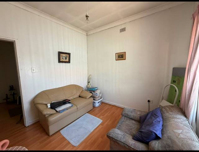 3 BEDROOM HOUSE FOR SALE IN REWLATCH